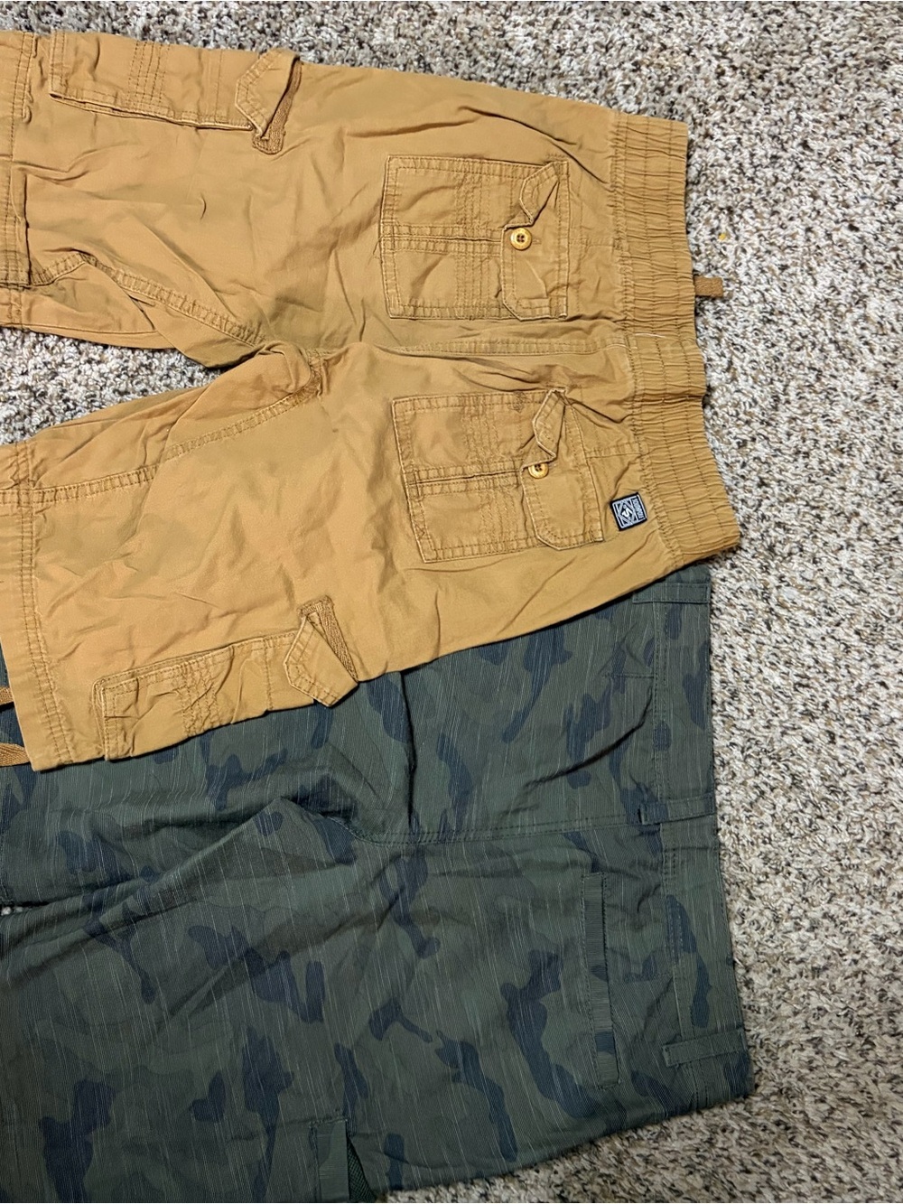 BUNDLE boys Cargo Shorts - Tan and Green Camo large 14/16 - Picture 2 of 2